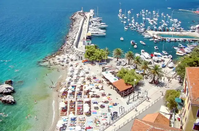 Herceg Novi coastline along the Pet Danica promenade — cycling route past beaches and swimming spots
